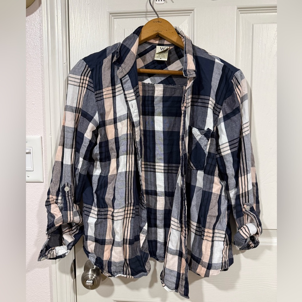 Wrapper Navy, Blush & White Plaid Button-Up Shirt